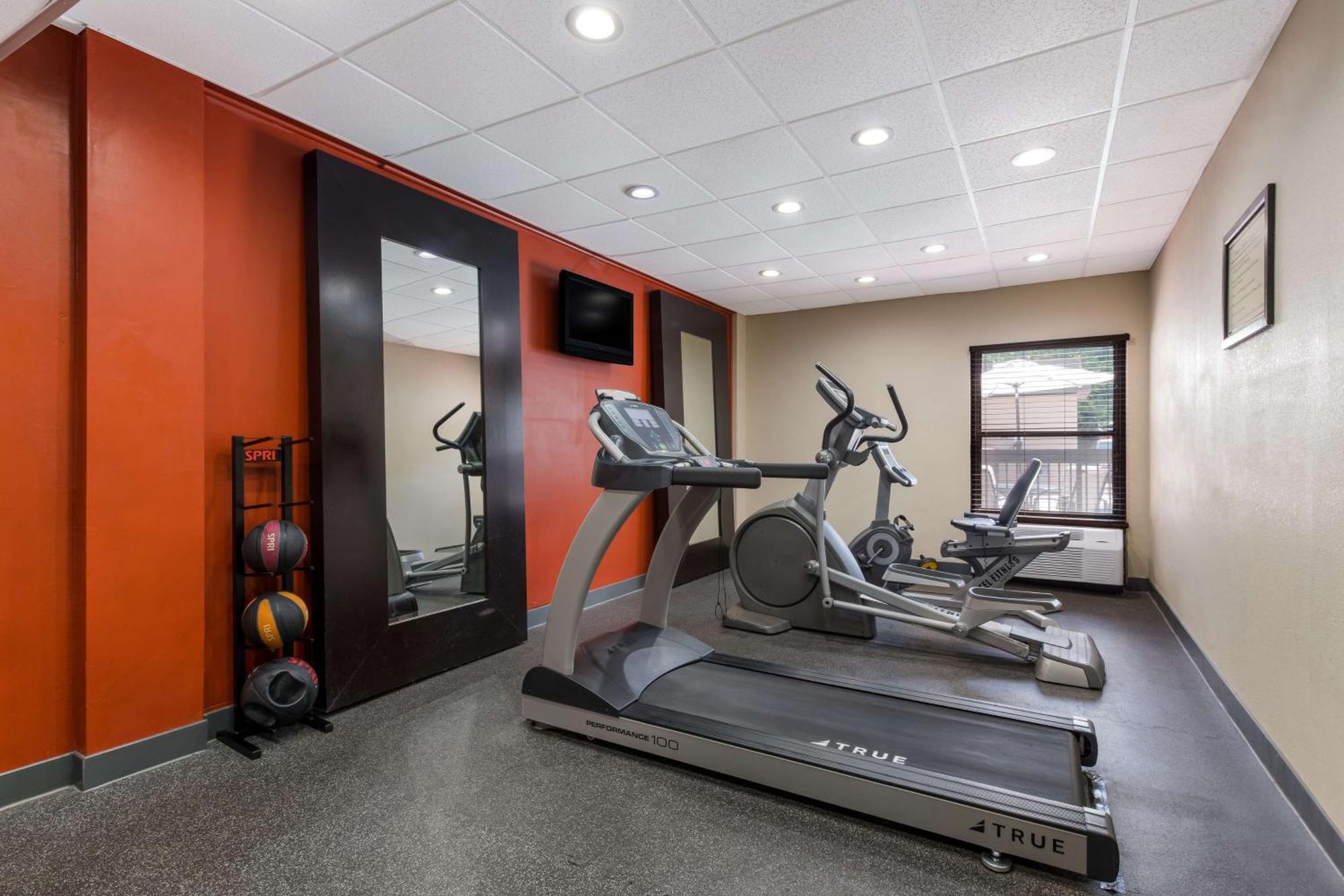 Best Western Albemarle Inn Esterno foto